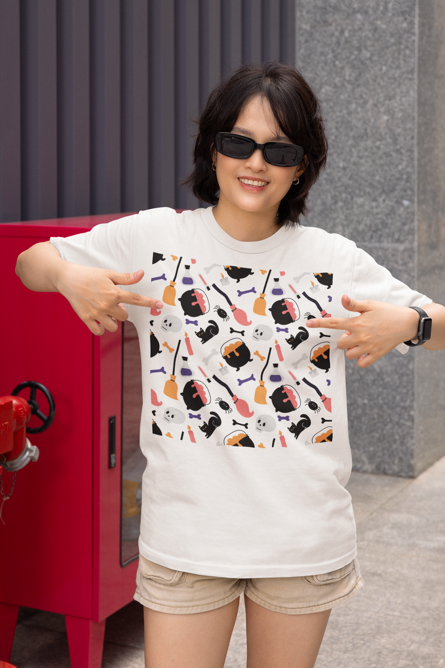 Halloween Cats & Witches Pattern T-Shirt